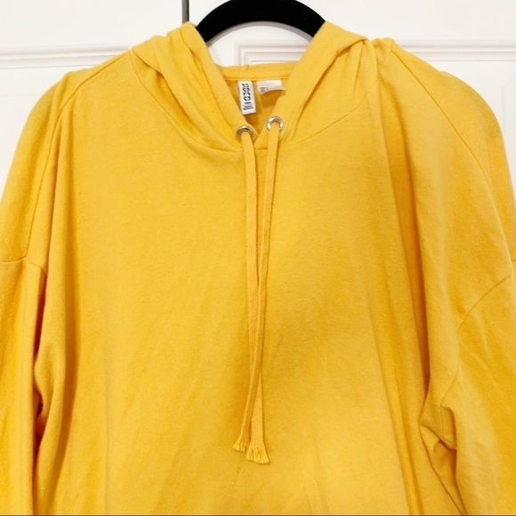 H&M Yellow Cropped Hoodie Large - Picture 3 of 6